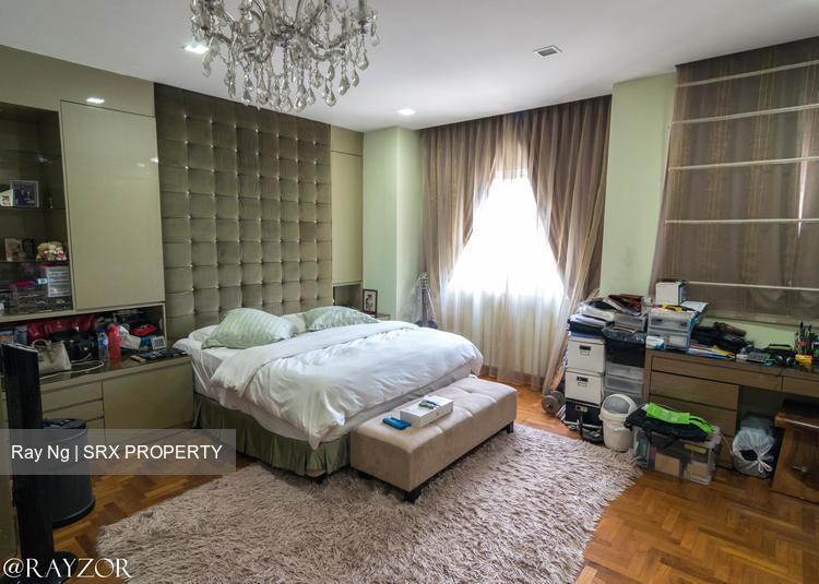 Kew Vale (D16), Terrace #163687192